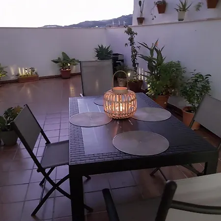Alazan,cerca De La Playa Torrox